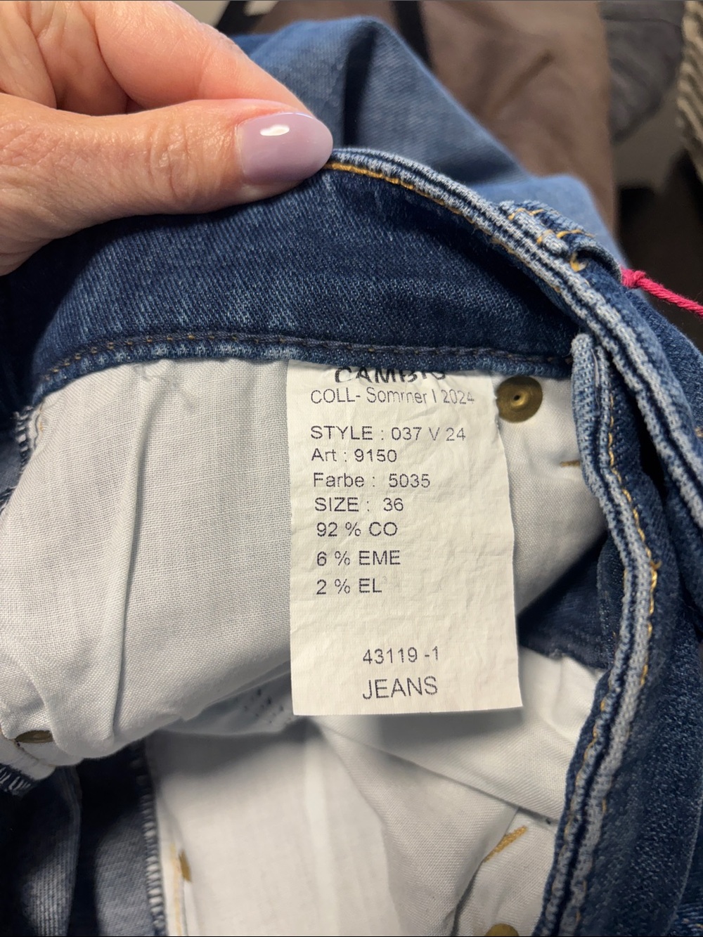 NWT Cambio Wide Leg Flare Jeans in Dark Blue - Picture 7 of 7
